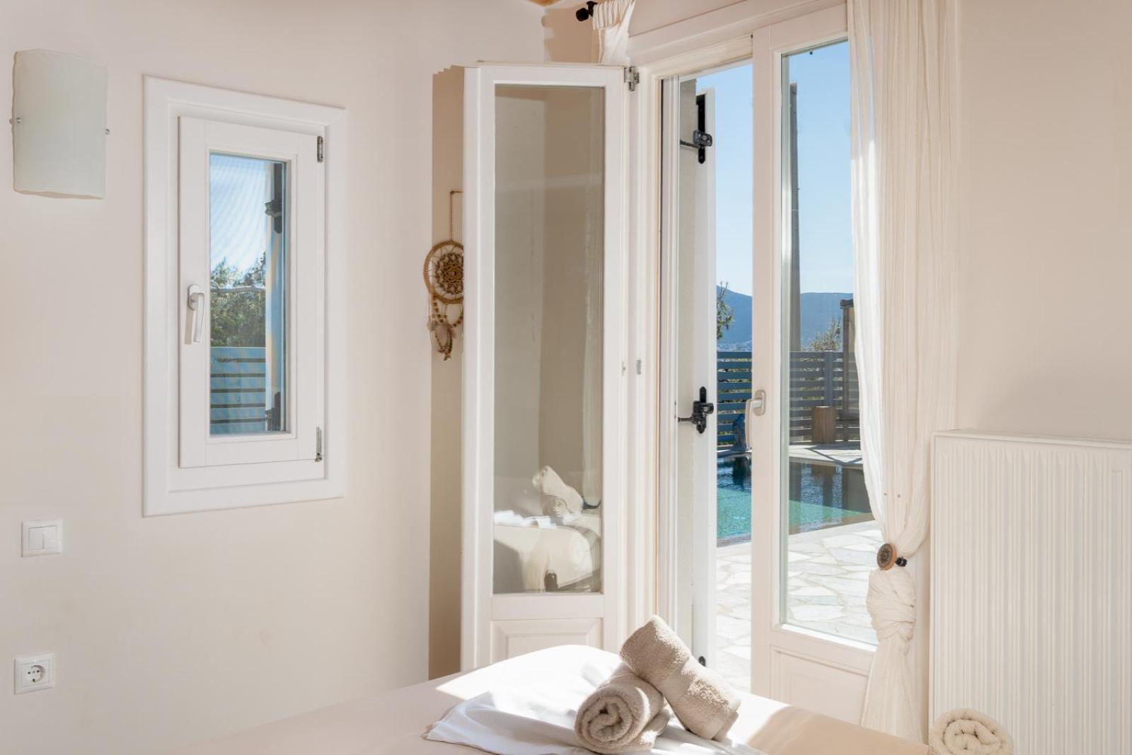 Bee Home By A&D Properties Porto Rafti Exterior photo